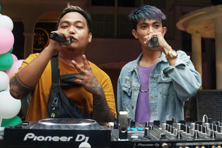Artis Musisi, Asal Bitung Ever Slkr Mulai Dikenal Setelah Singelnya Bersama Tian Strom yang Berjudul Ampun Bang Jago